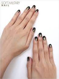 タンク 戦車 カラーでつくるv字フレンチ ネイルポリッシュ ネイル カラー