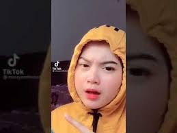 Watch all types of videos, from comedy, gaming, diy, food, sports, memes, and pets, to oddly satisfying, asmr, and everything in between. Tiktok Viral Una Gemoy Lagu Mp3 Mp3 Dragon