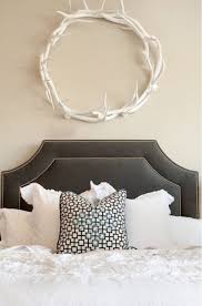 Download 167 decorated antlers stock illustrations, vectors & clipart for free or amazingly low rates! 28 Cool Ways To Use Antlers In Home Decor Shelterness