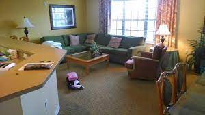 Plus enjoy exclusive deals and personal concierge service with suiteness. Living Area Of My 3 Bedroom Villa Bild Von Holiday Inn Club Vacations At Orange Lake Resort Kissimmee Tripadvisor