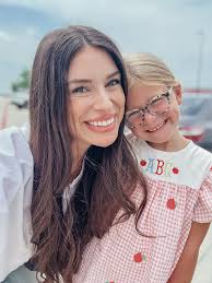 Bath time with my bumble bee 💛