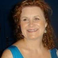 Becoming Magic: A Course in Manifesting an Exceptional Life by Genevieve  Davis