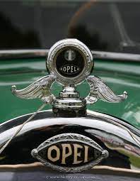 Pin On Cars Hood Emblems Mascots Badges