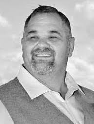 Kathryn Pratt's Instagram, Twitter & Facebook