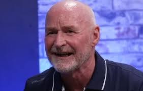 Devastated Glasgow pupils lead tributes to school worker John Kynaston  after dad of five's sudden death