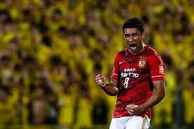 Paulinho statistics and career statistics, live sofascore ratings, heatmap and goal video highlights may be available on sofascore for some of paulinho and guangzhou matches. Paulinho Staying At Guangzhou Evergrande After Porn Star Indiscretions Goal Com