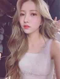 She is the leader and rapper of gfriend, which is under source music. Gi On Twitter No Arguments Pls But These Are The Best Blonde Sowon Shots To Ever Exist