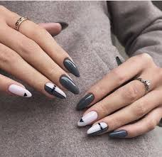 ¡tenemos las imagenes de uñas acrílicas navideñas que sueñas! Disenos De Unas 2019 31 Jpg 604 587 Manicura De Unas Mejores Disenos De Unas Disenos De Unas