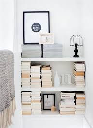 Boekenkast In Het Trapgat Met Lack Planken Ikea En Dichtmaken Met Witte Kit Dan Lijkt Het Net Alsof Het In Huis Hoo Woonideeen Huis Interieur Thuisdecoratie