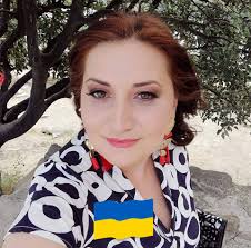 What is the best currency to use in Prague?