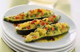 Courgettes Farcies Aux Petits Legumes Legeres Plat Et Recette Courgettes Farcies Idee Repas Courgette Recettes De Cuisine