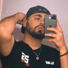 Noticias: En el marco del Plan Director de Iluminación que lleva adelante  el Municipio de 25 de Mayo, el Intendente Municipal Ramiro Egüen estuvo  presente en el acceso René Favaloro, acompañado