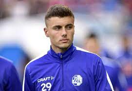 The club colors are blue and white, what lucerne city and corresponds to the cantonal shield. Juventus Make Contact With Fc Luzern Over Inter Linked Darian Males