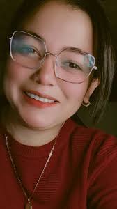 Soy yo totalmente 100% DEBO CONFESAR QUE: Que yo también tengo un amor  inolvidable y un secreto inconfesable. Que en mi mente planeo  conversaciones que nunca se van a llevar a cabo.