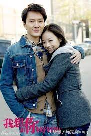 Tài xế và trợ lý xách một chiếc xe đẩy đầy hành lý có vẻ như triệu lệ dĩnh đang chuẩn bị cho việc sống riêng sau khi ly hôn với phùng thiệu phong. Káº¿t Hon 1 NÄƒm Phung Thiá»‡u Phong Ä'a Loi Ä'uoi Báº£o Sao NÄƒm XÆ°a Nghe Ni Bá» Ä'i Cnet Xot Xa Cho Triá»‡u Lá»‡ DÄ©nh