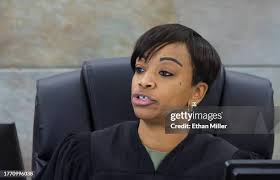 21 Photos & High Res Pictures