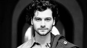 Aaron Karl's Instagram, Twitter & Facebook