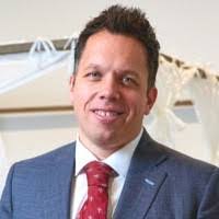 Robert Ottmann's Instagram, Twitter & Facebook