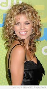 2014 Fabulous And Best Medium Hair Styles For Women Over 40 Medium Curly H Curly Hair Styles Naturally Medium Curly Hair Styles Medium Length Hair Styles