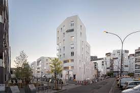 S ɛ n]) est une commune française située dans le située sur la rive gauche de la seine, à environ 5 km du centre de paris, la commune est amputée à deux. Ivry Sur Seine Tag Archdaily