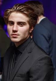 Lydia Collier (lydiacollier77)