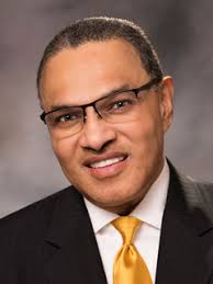 Changemakers steer graduates into the future