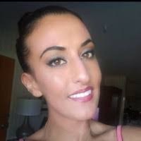 Monique Farrar's Instagram, Twitter & Facebook