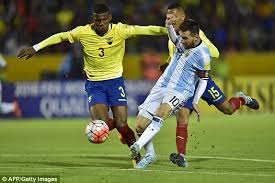 Ecuador en vivo, deberás revisar los siguientes horarios de transmisión, según el país en que te ubiques. Argentina Vs Ecuador Result Lionel Messi The Hero Daily Mail Online