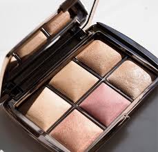 It's that time of the year again. Hourglass Ambient Lighting Edit Unlocked British Beauty Blogger