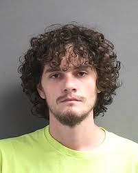 Deputies: Florida man charged with DUI after crash inured 5 people