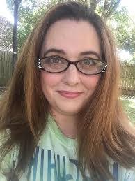 Julie Trask's Instagram, Twitter & Facebook