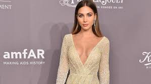 We did not find results for: Tops Flops Von Der Amfar Gala