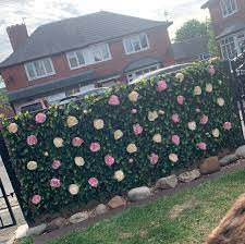 Maybe you would like to learn more about one of these? Woman Makes A Stunning Flower Wall Using Faux Bouquets From Home Bargains People Are Desperate To Copy Her Idea