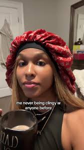 sitting in his gaming chair w him is crazy but he jus does it for me  idk😭😭 #viralvideo #relatable #clingy #gf #bf #relationship #comment