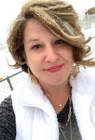 Magnolia is just gorgeous with this snow.