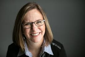 Karen Mount's Instagram, Twitter & Facebook