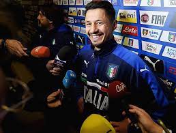 Menariknya, gianluca lapadula lahir dan besar di italia, tepatnya di turin, serta menghabiskan gianluca lapadula meniti kariernya dengan membela sejumlah klub divisi ketiga liga italia, serie c. Lapadula Being With The Azzurri Is A Source Of Great Joy And My Mother Didn T Believe It My First Quality Rossoneri Blog Ac Milan News
