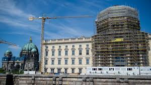 „was kann ich mir leisten? um die kosten für den hauskauf realistisch zu planen, muss also die monatliche belastbarkeit kalkuliert werden. Humboldt Forum In Berlin Eroffnung Verschoben Welt