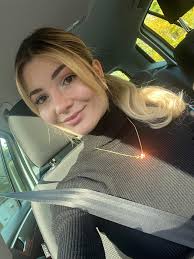 Single Männer was ist der Grund wieso du Single bist? Zeig auch ein Bild  von dir:)