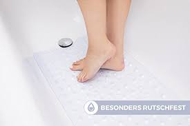 Wer auf der suche ist, nach einem tollen und auffälligen highlight in der eigenen wohnung und diese gerade einrichtet, sollte dabei auch die badewanne nicht vergessen. Bamodi Badewanne Rutschmatte Extra Lang 100 X 40 Cm Antirutschmatte Fur Badewanne Transparent Rutschfest Online Kaufen