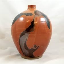 Handmade Ceramic Pottery Vase By Andy Iventosch Vasesdecorwithwater Handmade Ceramics Pottery Pottery Vase Ceramics Pottery Vase
