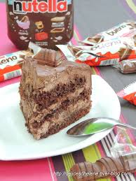 Layer Cake Nutella Et Kinder Bueno Les Delices D Helene Gateau Kinder Bueno Gateaux Et Desserts Gateau Mickey Facile