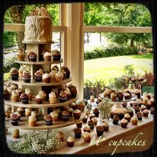 Wedding Cupcake Table Choose Some Cool Flavors And Colors To Suit Your Groom S Taste