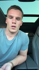 3 lessons I’ve learned since my last supercar… ✅DM me “COACH” to scale or  start your online coaching business.