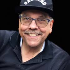 Gary Knecht's Instagram, Twitter & Facebook