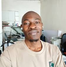 I would like to make a survey. 1.Is it right to restrict a graphic designer  from listening to music? 2.Does music affect or improve your designing  process.? Please share your thoughts