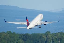 Seasonal baggage handler/ramp operators work between 150 and 1,400 hours per year. N418la Latam Cargo Boeing 767 300 By Ben Kogan Aeroxplorer Photo Database