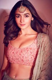 Brand New Stills From The New Photoshoot Of Alia Bhatt Cinema Express The daughter of filmmaker mahesh bhatt and actress soni razdan, she made her acting debut with karan johar's romantic drama student of the year (2012).