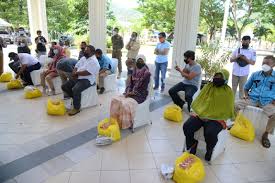 Tim porter yang beroperasi di bandara internasional juanda surabaya diperiksa oleh penyidik pegawai negeri sipil. 460 Sopir Angkutan Darat Terima Bantuan Pangan Bersubsidi Kominfo Gorontaloprov