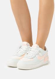 Michael cooper, bobby jones, moses malone, calvin natt, mychal thompsen and jammal wilkes. Nike Sportswear Air Force 1 Shadow Sneaker Low Sail Barely Green Crimson Tint Photon Dust Sail Offwhite Zalando De